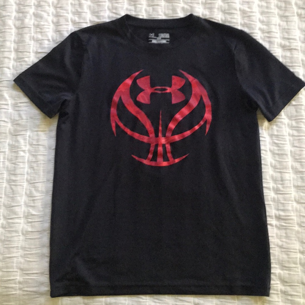 Youth medium UnderArmour shirt